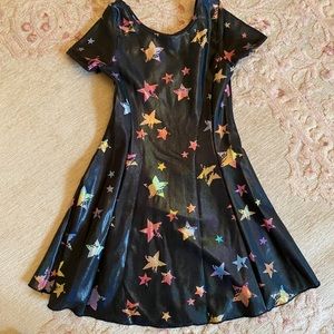 Social butterfly dress size 4